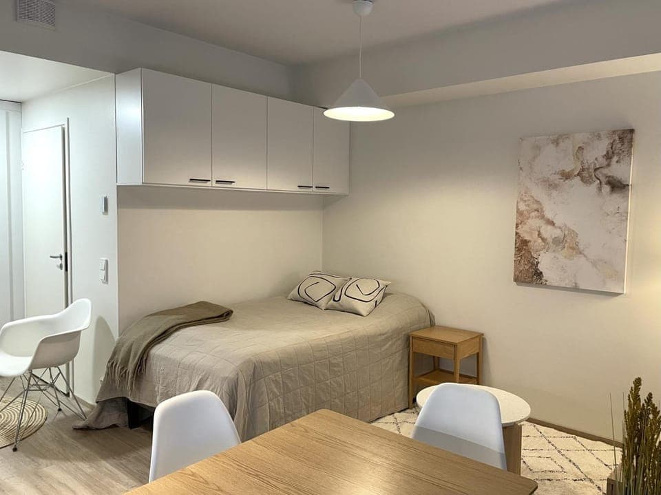 Bed, Photo of the whole room