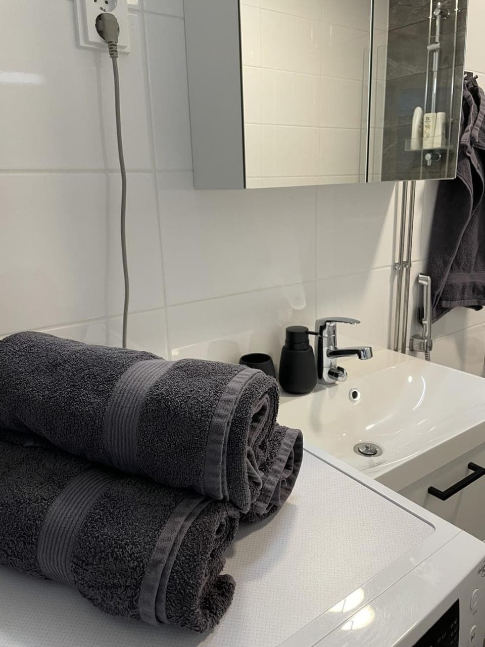 Bathroom, towels