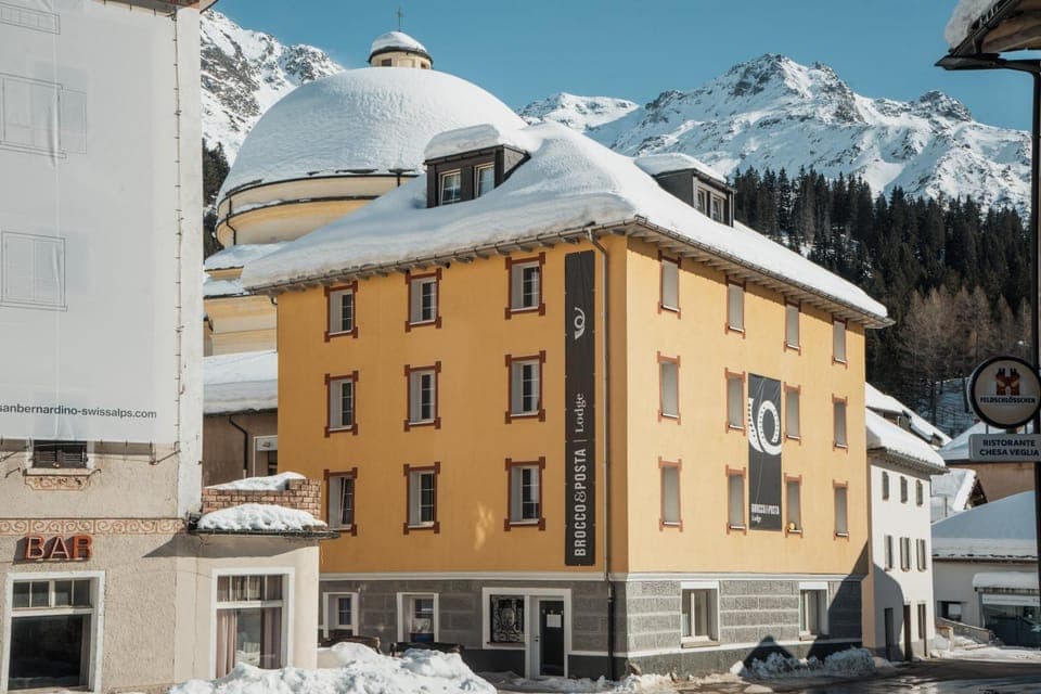 Property building, Winter