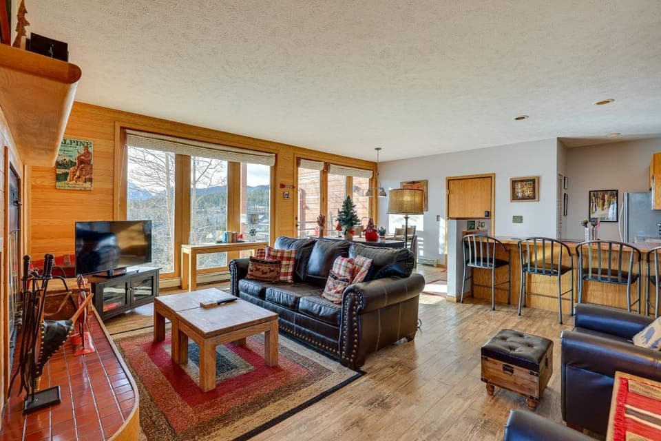 Heated Pool Access + Near Skiing: Colorado Retreat House in Wildernest