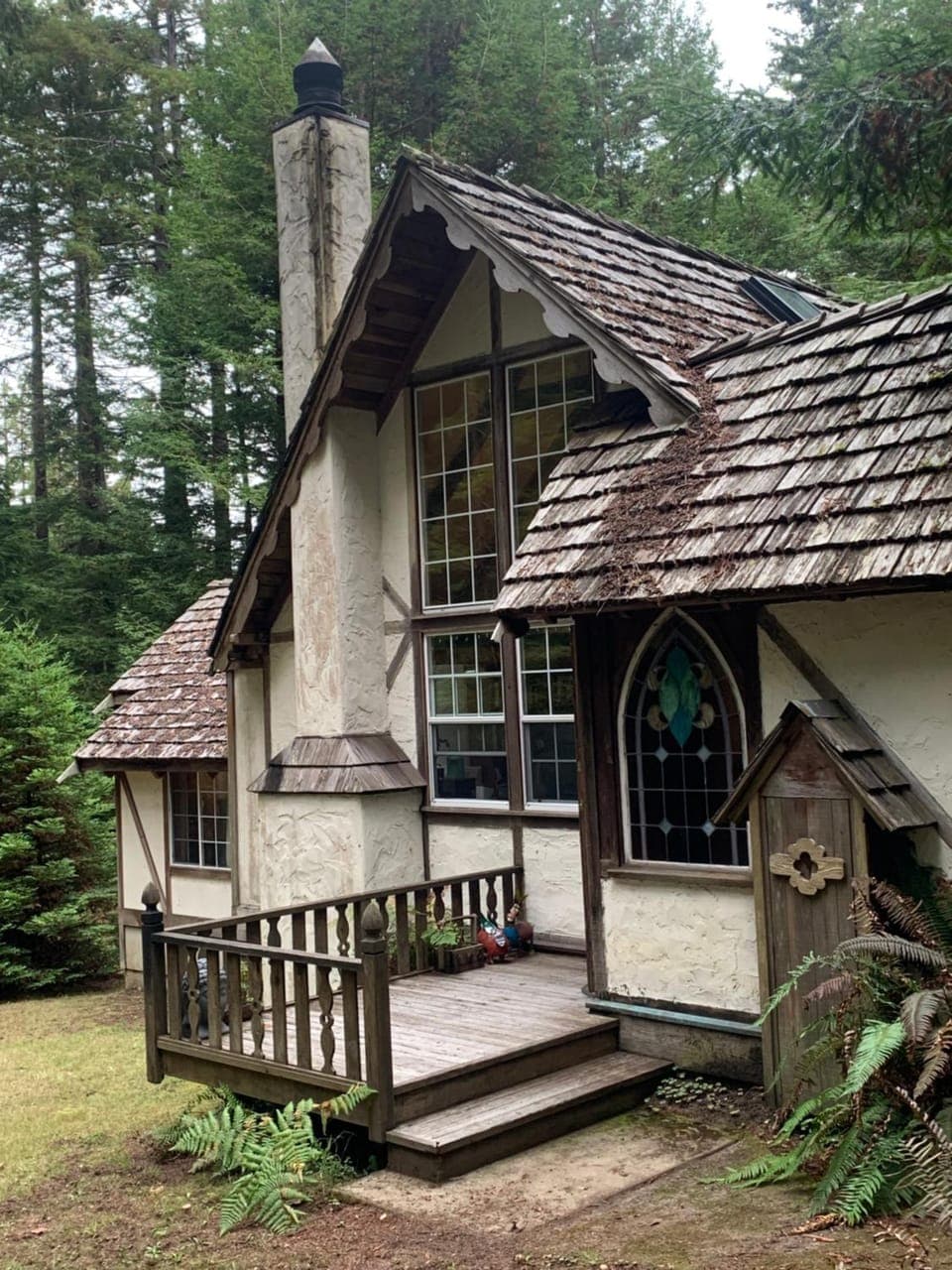Property building, Natural landscape, Garden view