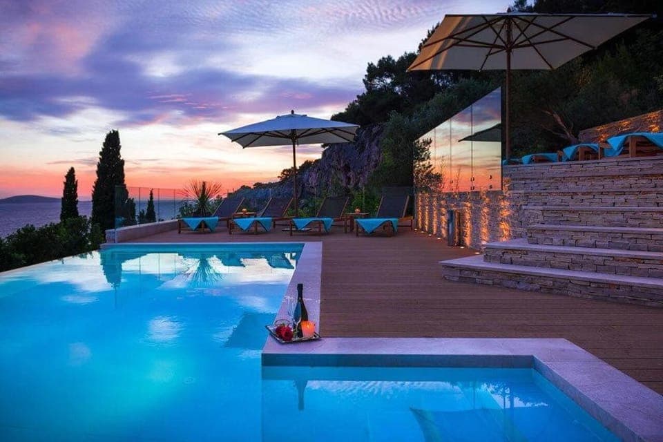 Balcony/Terrace, Balcony/Terrace, Seating area, Sea view, Swimming pool, Swimming pool