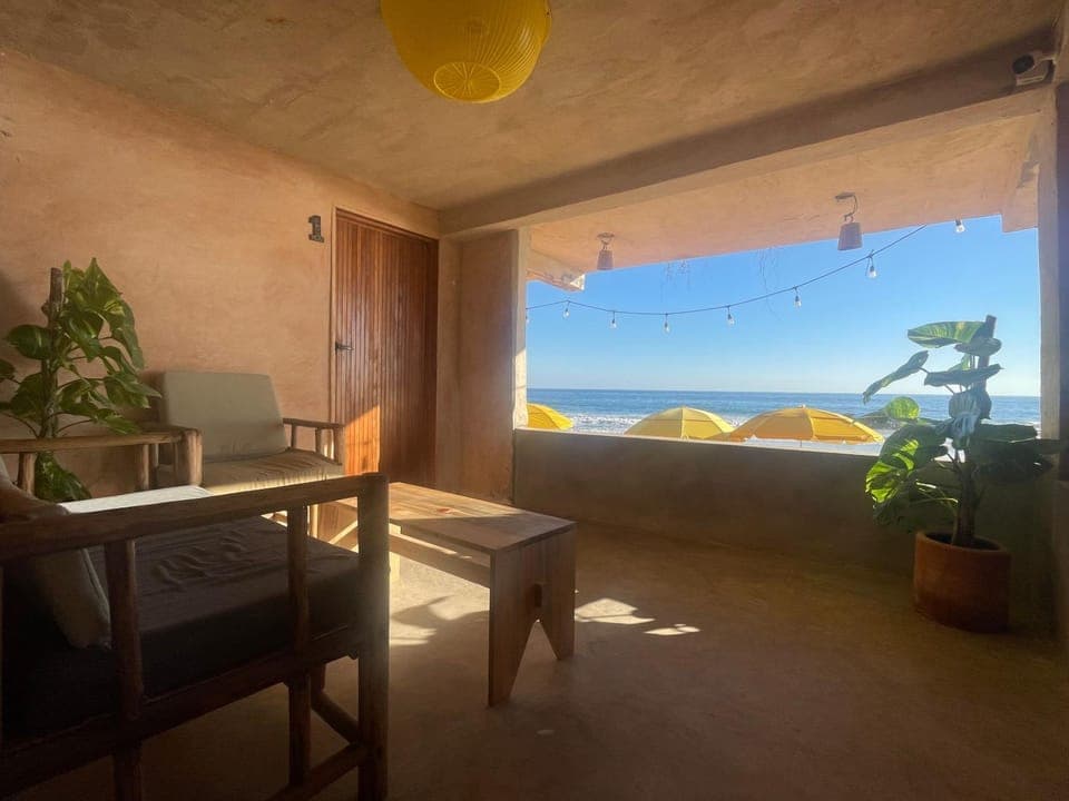 Natural landscape, View (from property/room), Balcony/Terrace, Living room, Seating area, Sea view