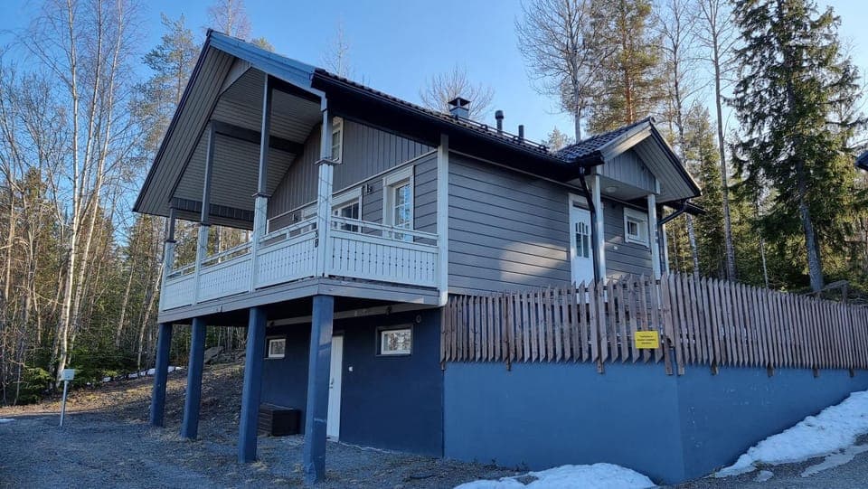 Property building, Day