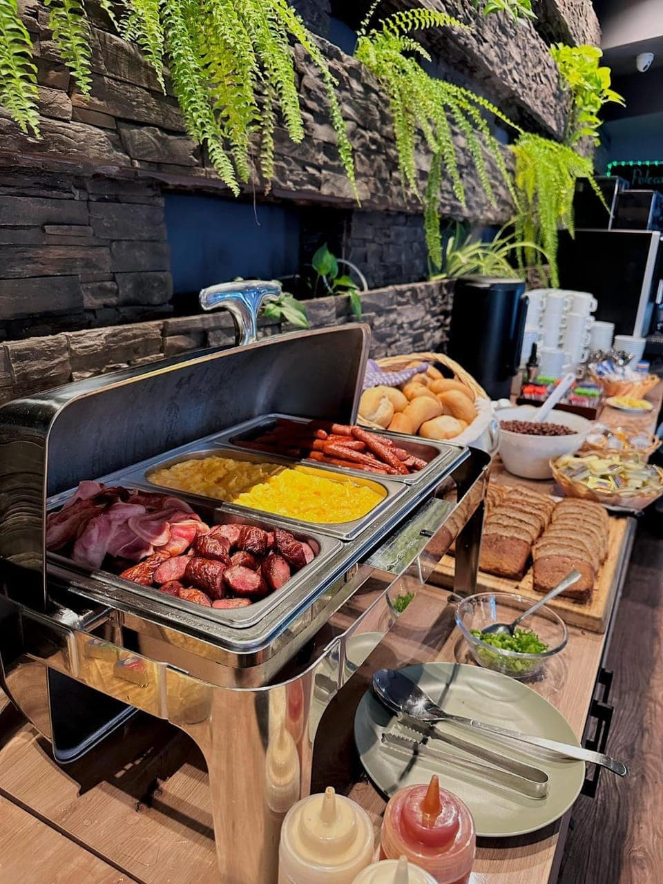 Food and drinks, Buffet breakfast