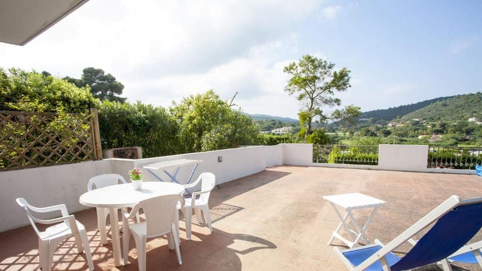 Day, Natural landscape, View (from property/room), Balcony/Terrace, Dining area, Mountain view