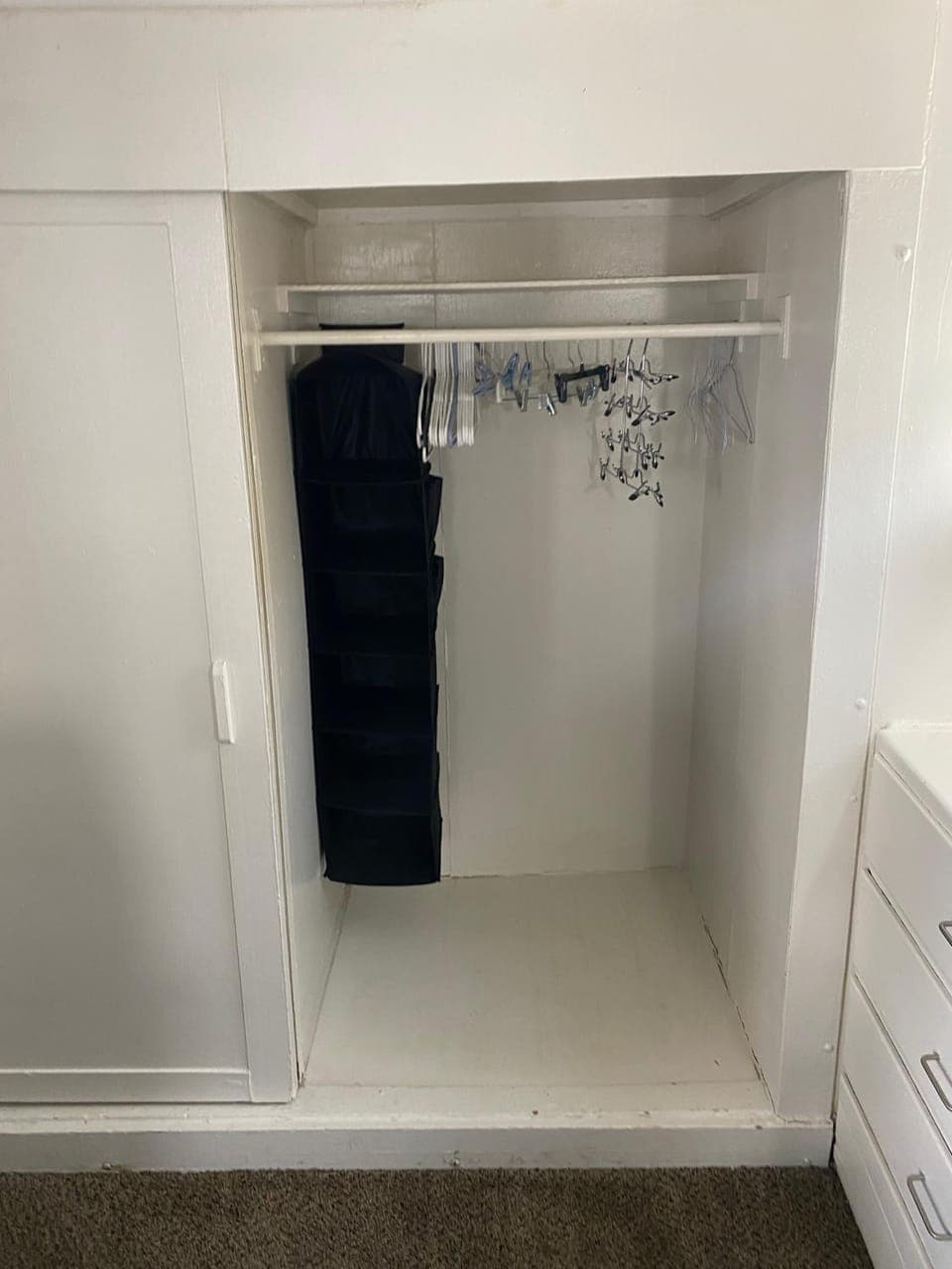 Bedroom, storage, wardrobe