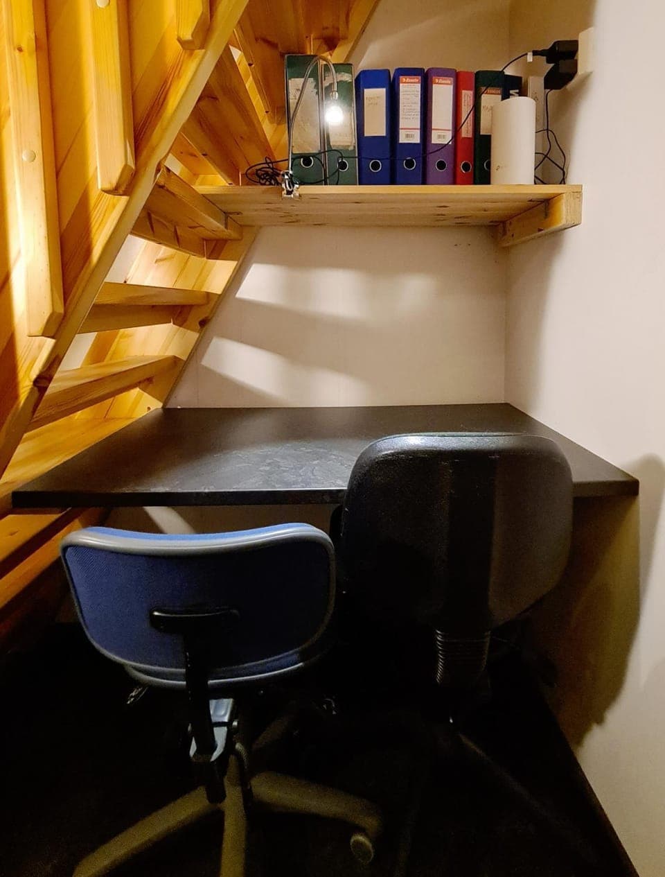 Rauhallinen kaksio Lahdentie tuntumassa, lentokenttämajoitus ja sähköauton latauspiste Apartment in Uusimaa