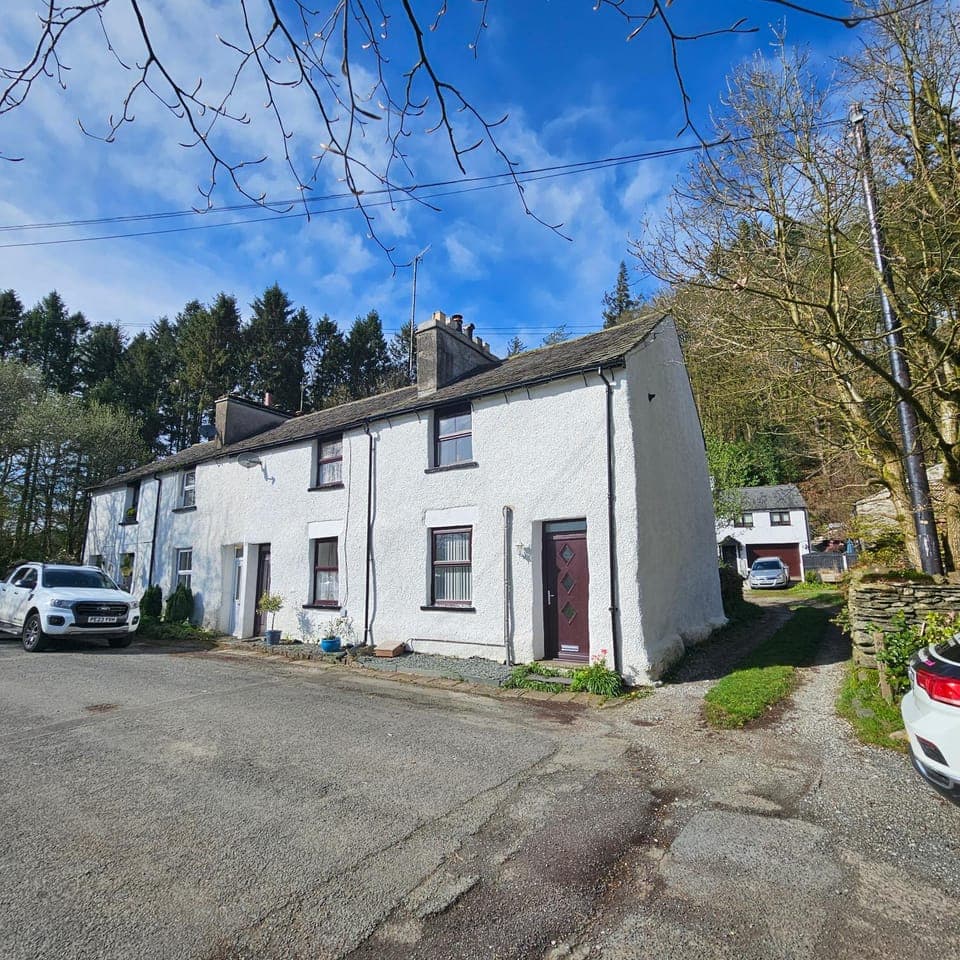 Property building, Neighbourhood, Street view, Location