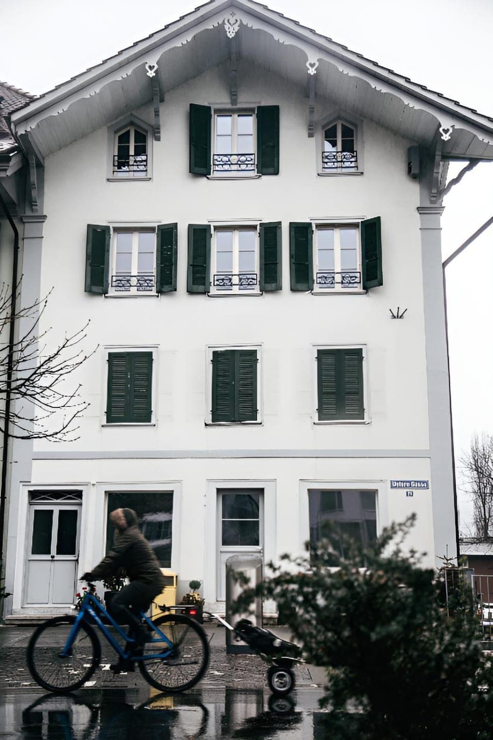 Property building, Facade/entrance