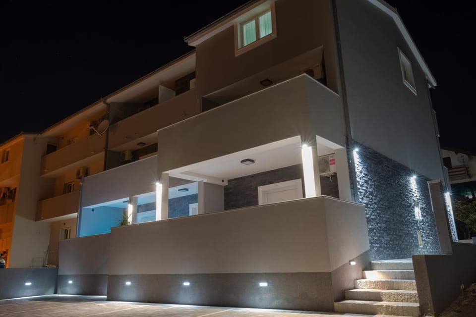 Property building, Night