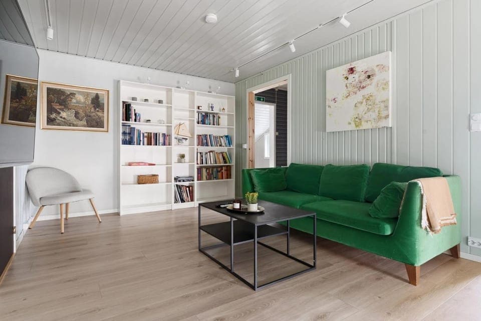 Living room, Seating area