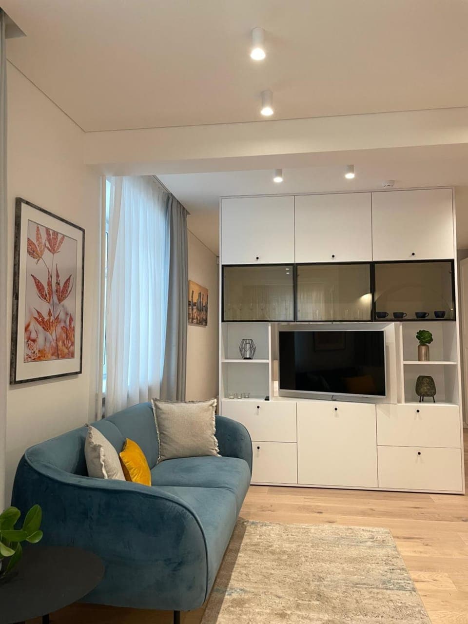 TV and multimedia, Living room, Seating area