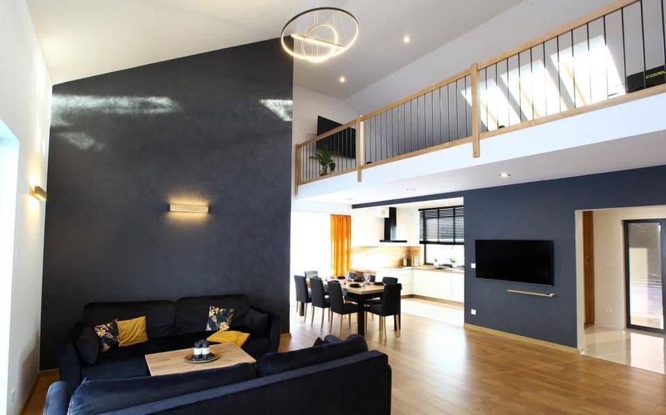 Communal lounge/ TV room, TV and multimedia, Kitchen or kitchenette, Living room, Seating area