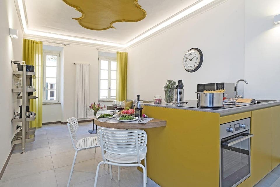 Property building, Kitchen or kitchenette, Living room