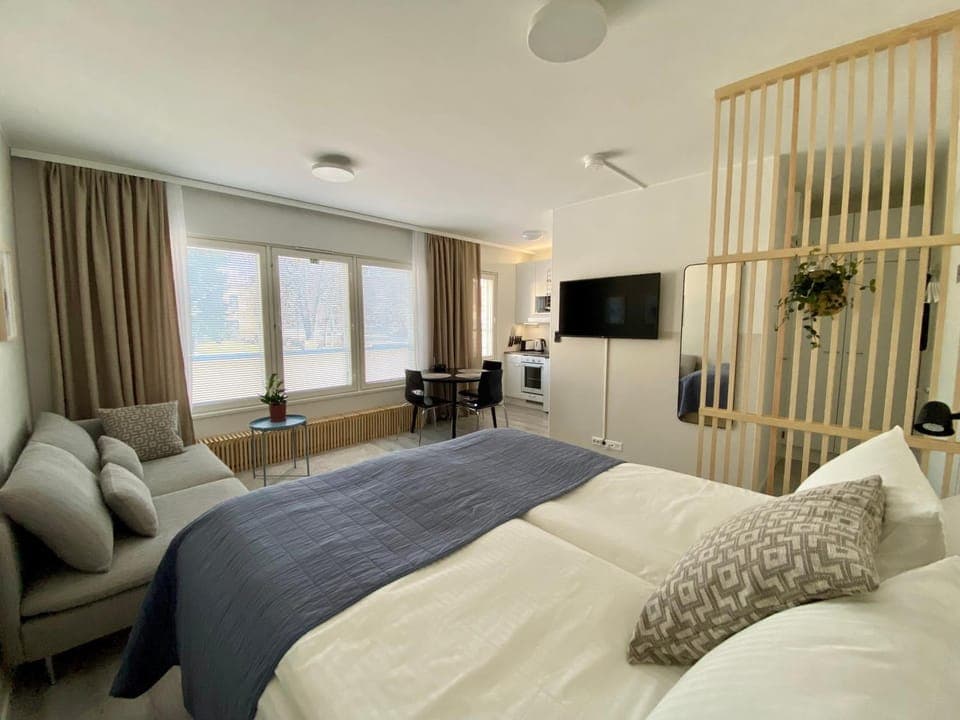 Bed, TV and multimedia, Photo of the whole room, Seating area