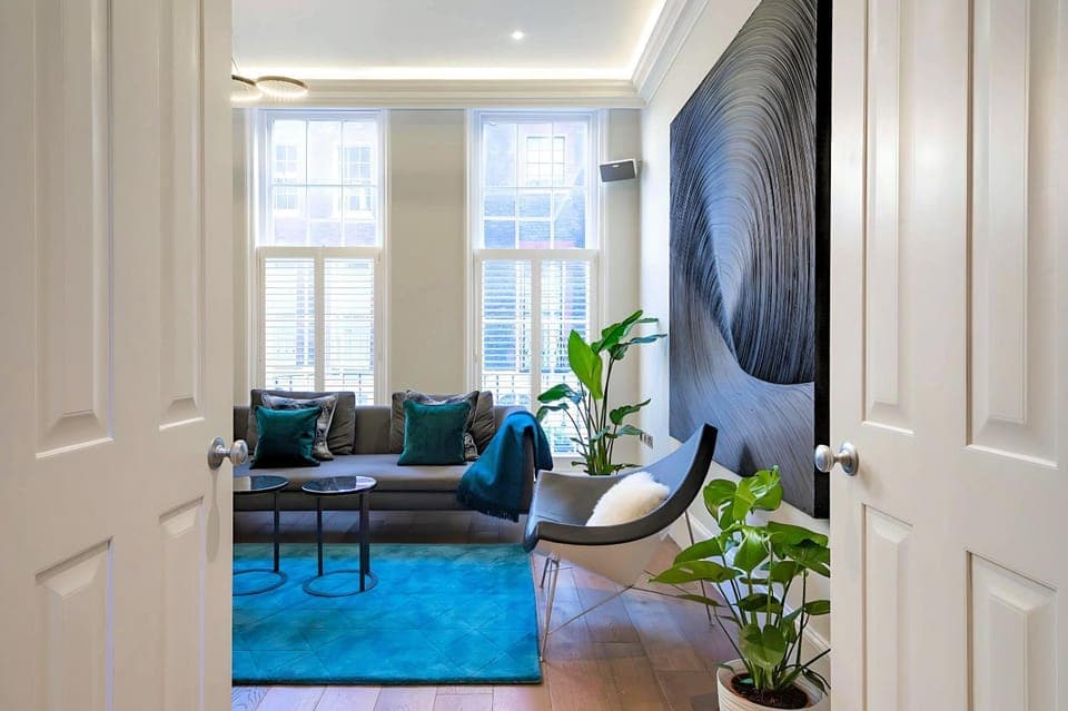 Welcome London Trafalgar Townhouse Apartment in City of Westminster