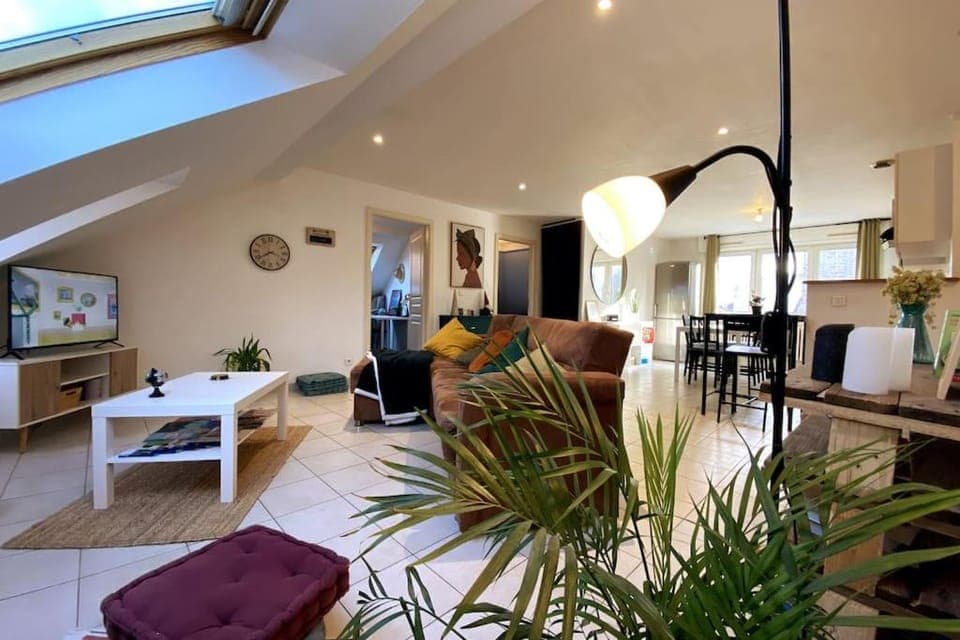 Living room, Seating area