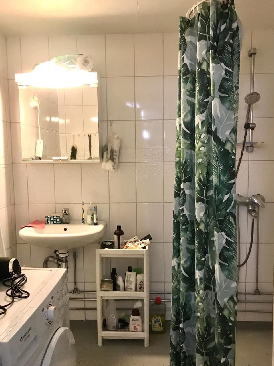 Shower, Bathroom