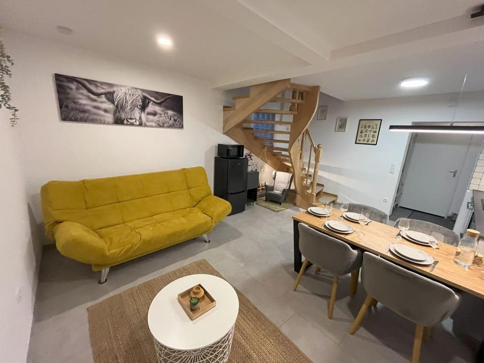 Living room, Seating area, Dining area, minibar