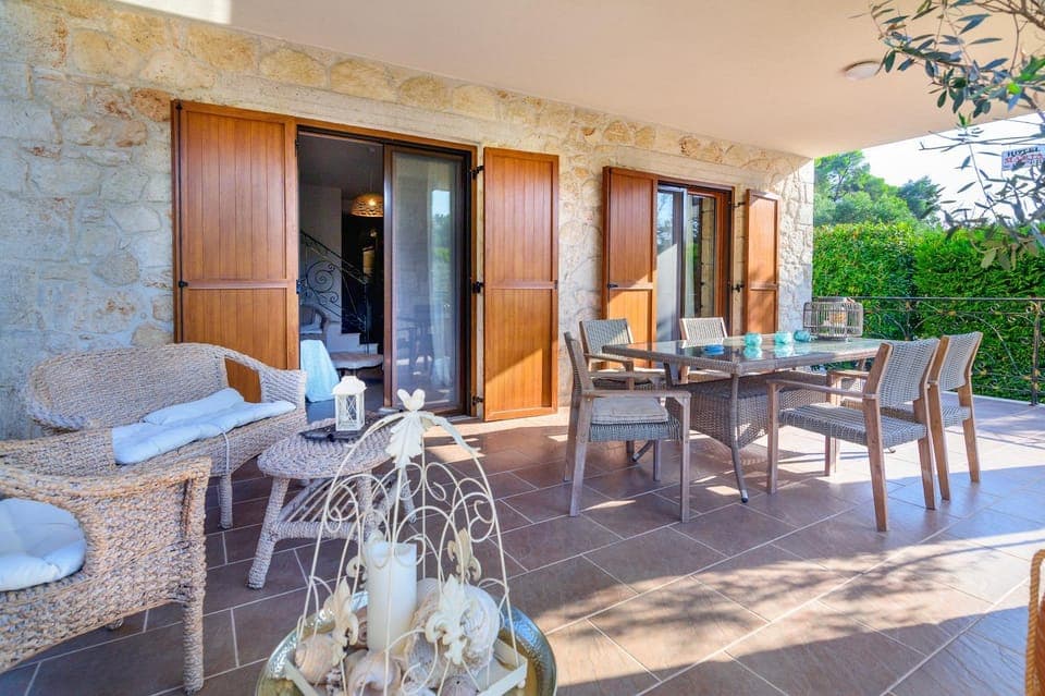 Patio, Balcony/Terrace, Seating area, Dining area