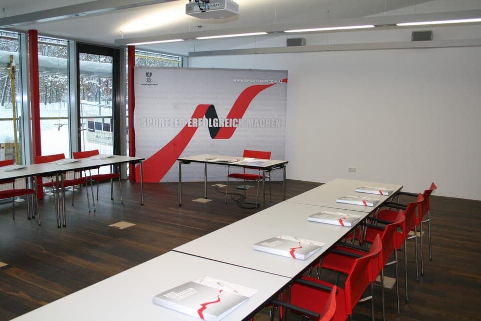 Meeting/conference room