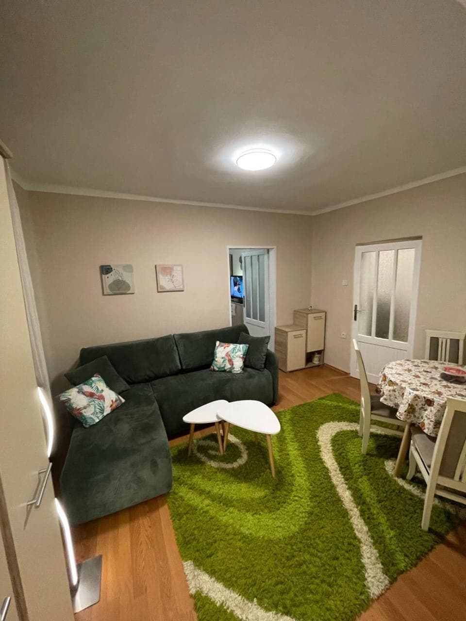 Living room, Seating area, Dining area