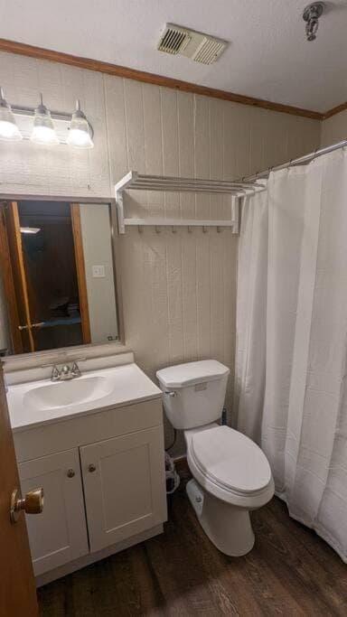 Evergreen Escape At Snowshoe Apartment in Snowshoe