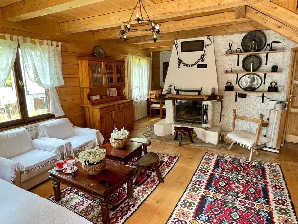 Living room, Seating area, flat iron