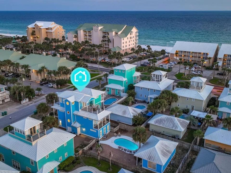 Blue Coconut House in Destin