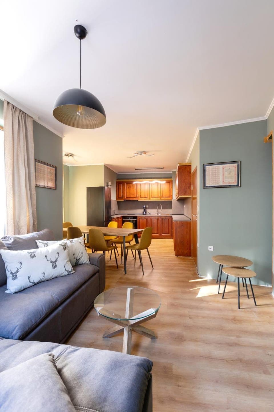 Bed, Living room, Dining area, kitchen