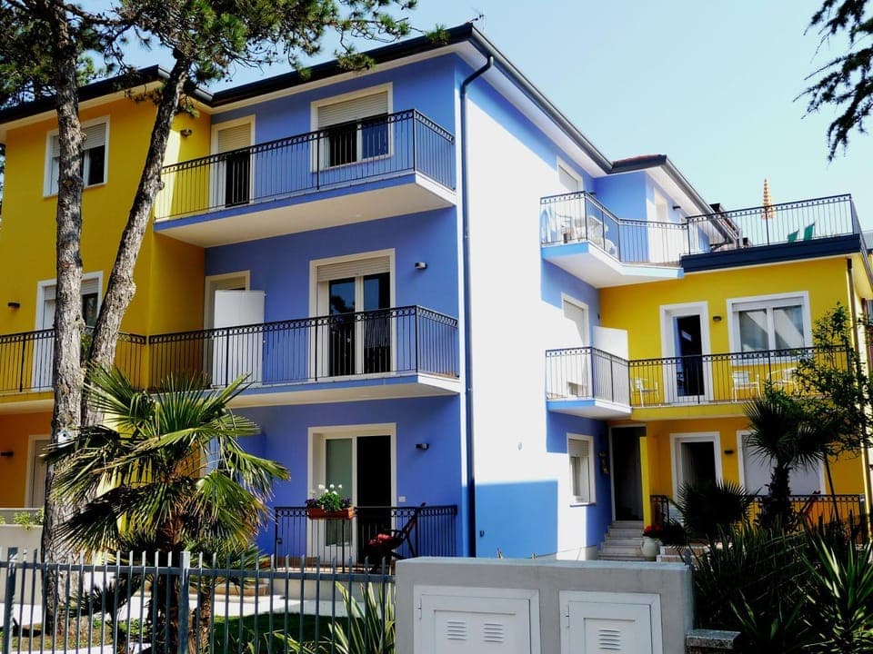 Property building, Facade/entrance