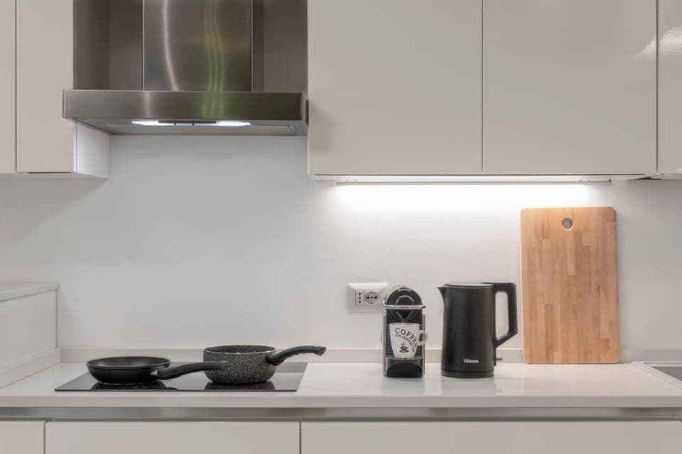 Coffee/tea facilities, Kitchen or kitchenette