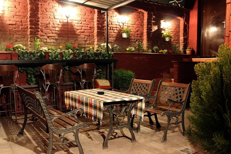 Decorative detail, Seating area