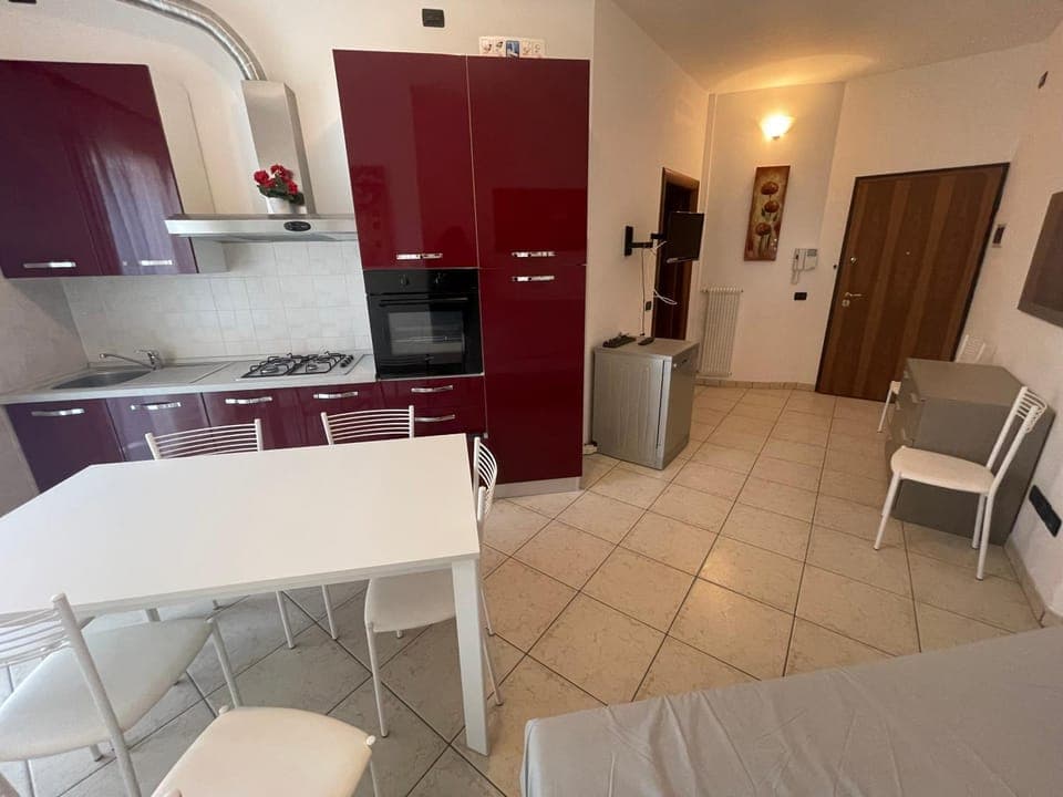 Kitchen or kitchenette, Dining area, dishwasher, pet friendly