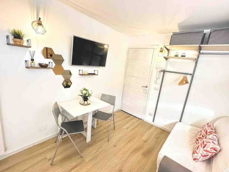 TV and multimedia, Living room, wardrobe