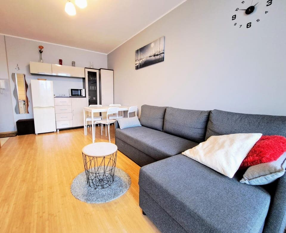 Kitchen or kitchenette, Living room, Seating area