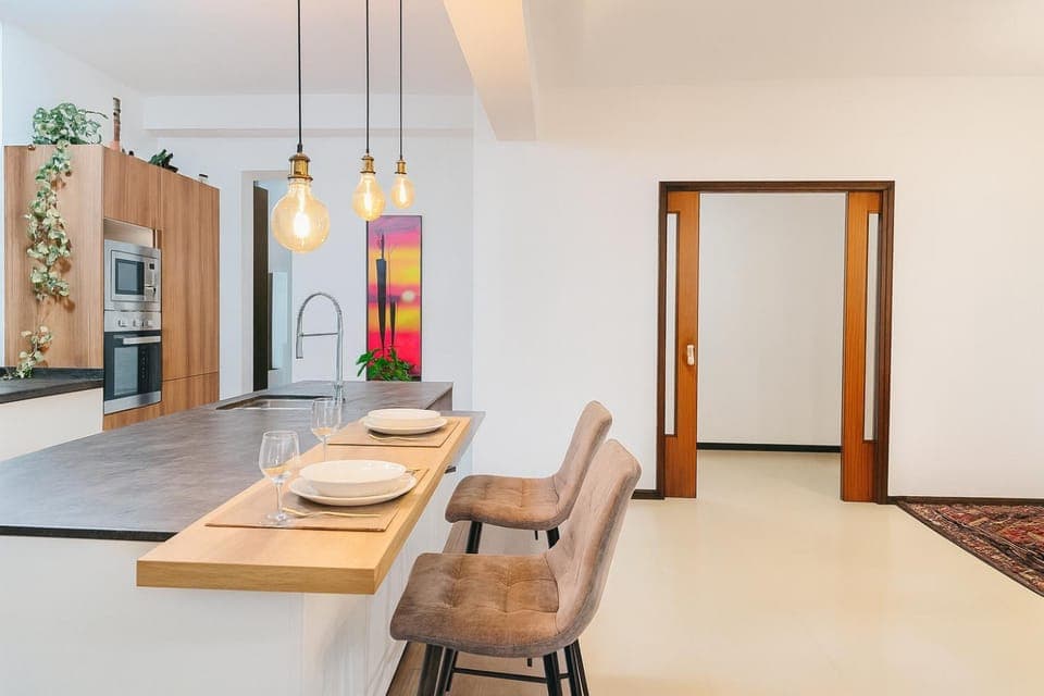 Kitchen or kitchenette, kitchen