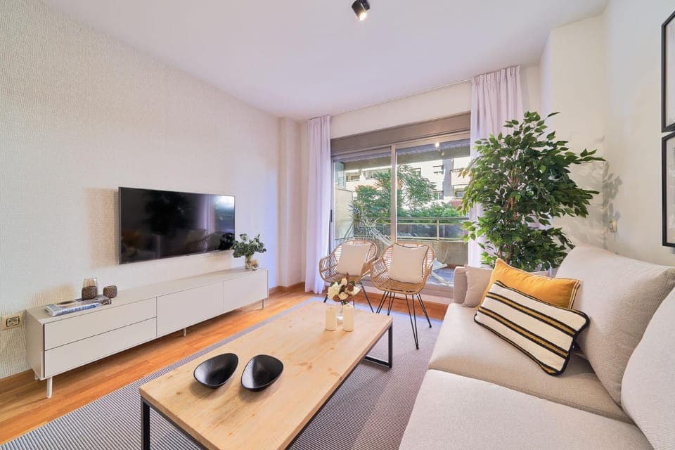 Communal lounge/ TV room, Living room