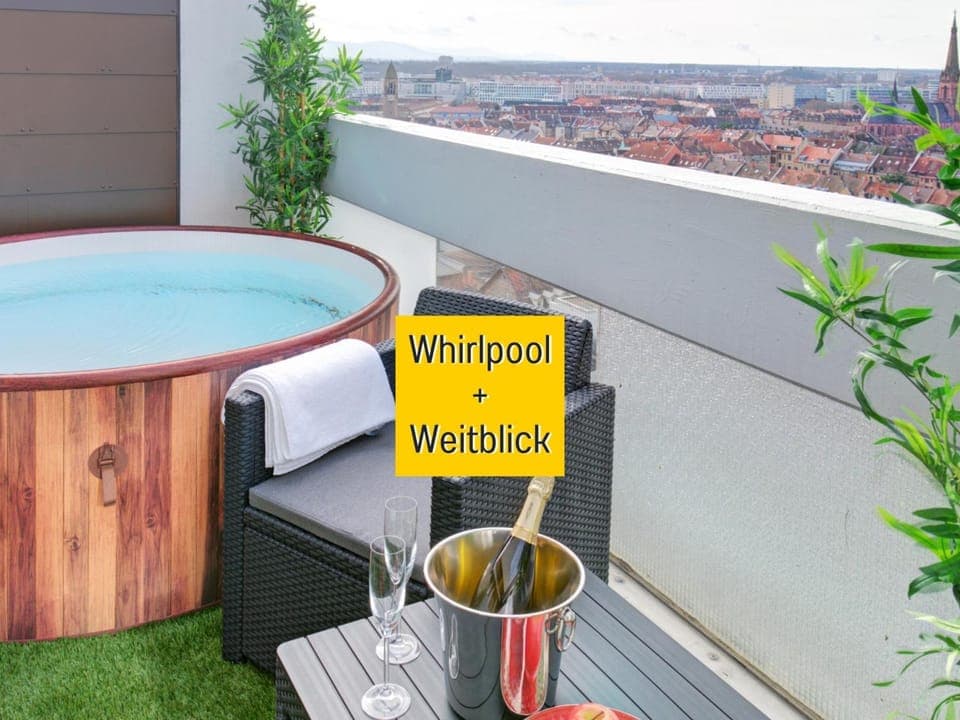 View (from property/room), Landmark view, Swimming pool