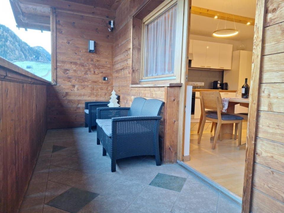 Balcony/Terrace, Living room