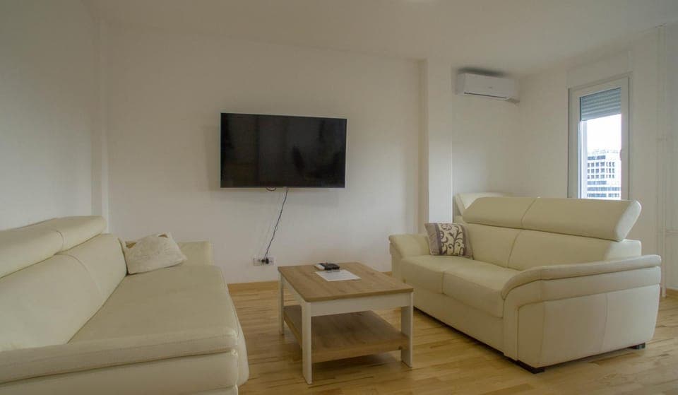 Living room, air conditioner