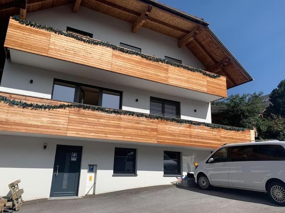 Property building, Day, Parking