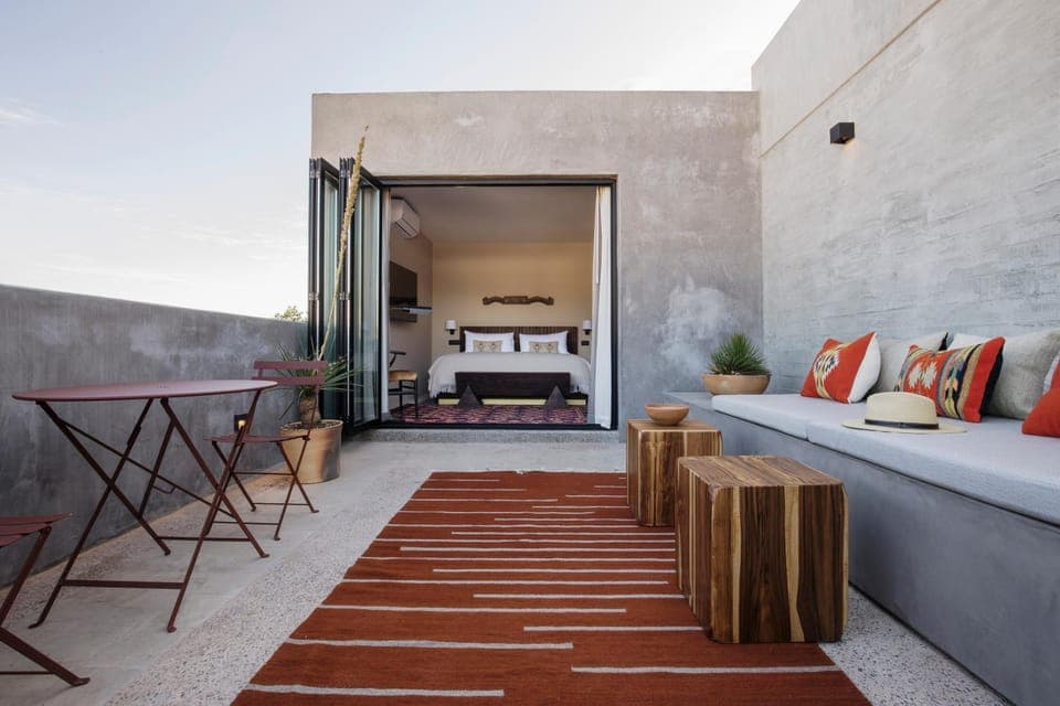 Bed, Balcony/Terrace, Photo of the whole room, Bedroom