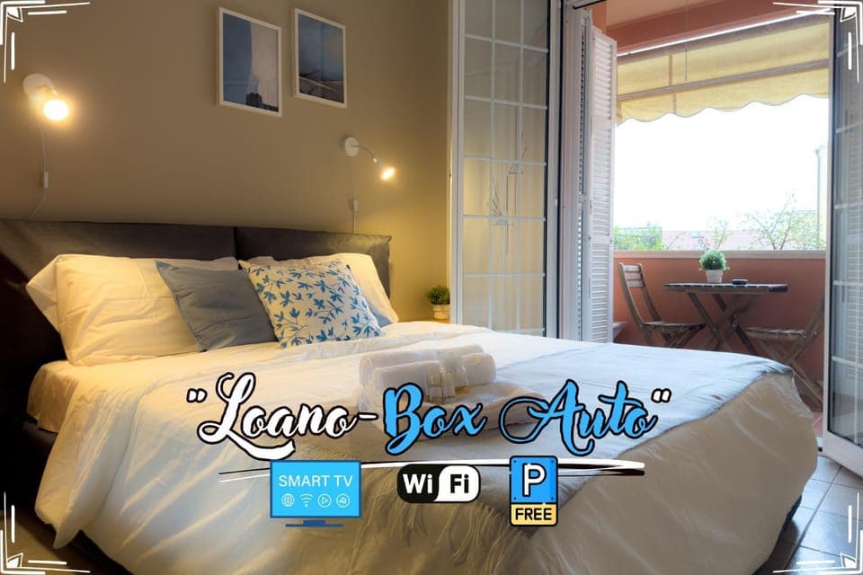 Bed, Bedroom, internet, towels