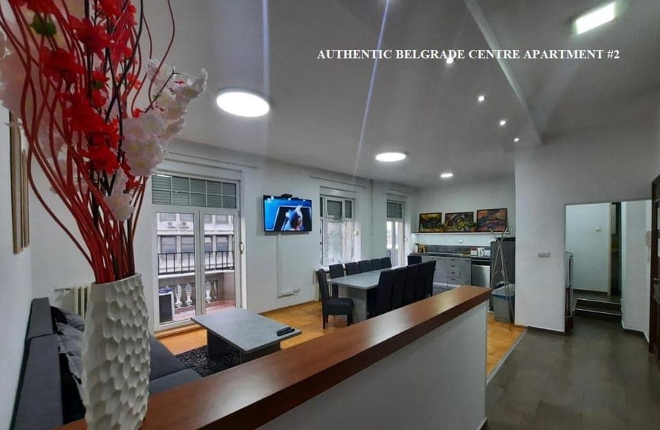 Living room, Decorative detail, Dining area, kitchen