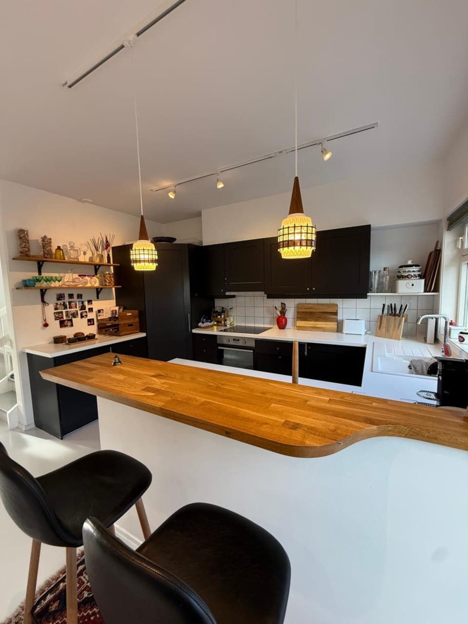 Kitchen or kitchenette, Dining area, minibar