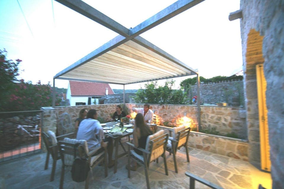 Day, Summer, BBQ facilities, BBQ facilities, Garden, Garden, Balcony/Terrace, Balcony/Terrace, Dining area, On site, Garden view, Garden view, group of guests, group of guests, group of guests