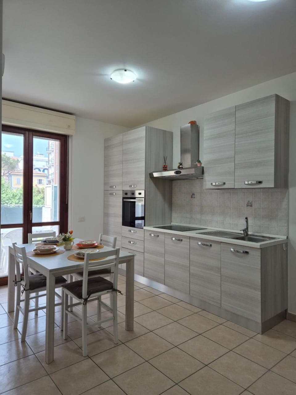 Dining area, stove, kitchen