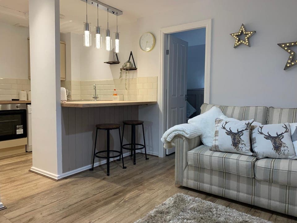 Kitchen or kitchenette, Living room, Seating area